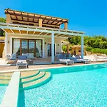 Villa Zacharenia Agia Aikaterini (Corfu)