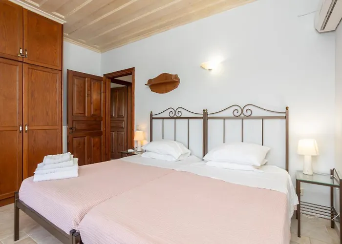Villa Zacharenia Agia Aikaterini (Corfu)
